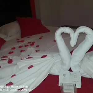 Trastevere Four Seasons Glorioso רומא